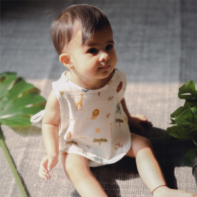 Super soft and lightweight jhablas perfect for Indian weather and hot summer. Cute, sustainable, premium, luxurious and comfortable children toddler and baby clothes toys and newborn essentials Organic cotton organic muslin premium gift luxury gift sustainable clothes baby clothes baby gift newborn gift birthday gift onesie bodysuit