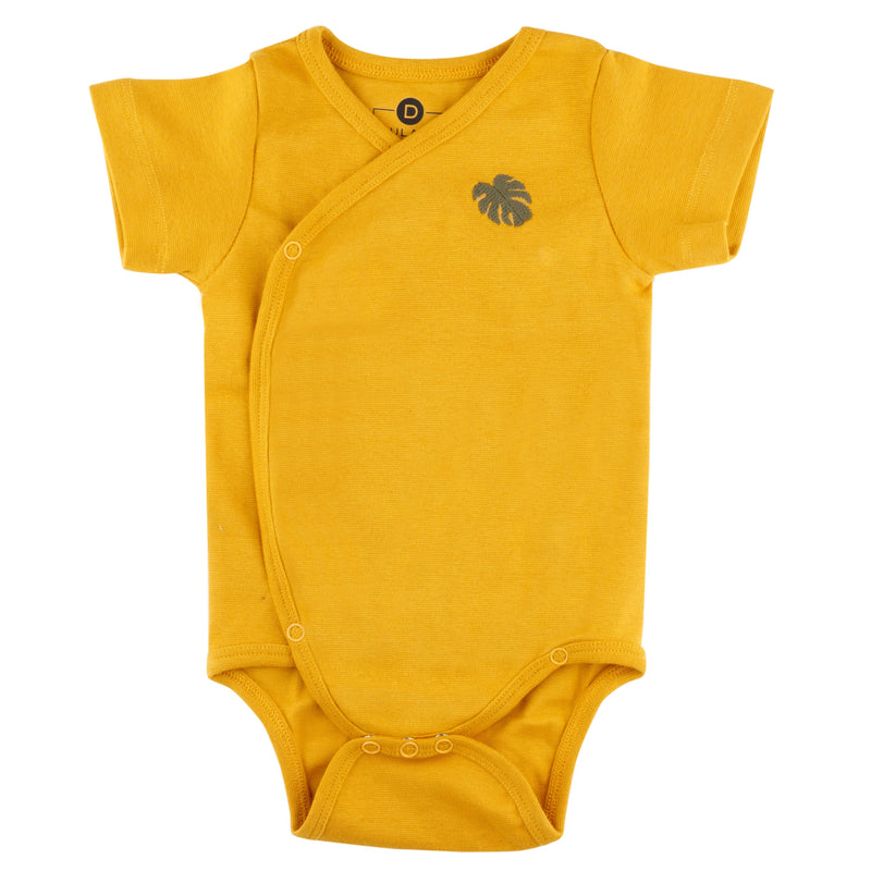 Made of soft, stretchy ribbed fabric, this is great for wearing on its own or layered. The kimono style makes it easy to put on and take off, while looking stylish and staying comfortable. Organic cotton organic muslin premium gift luxury gift sustainable clothes baby clothes baby gift newborn gift birthday gift onesie bodysuit